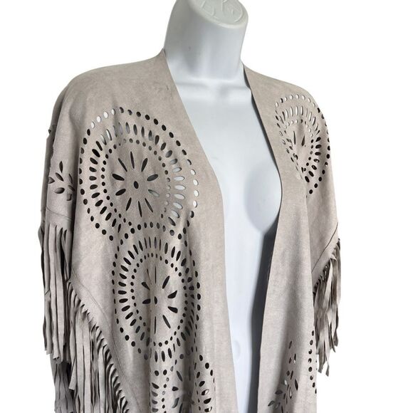 Bohemian Taupe Fringe Cardigan with Laser-Cut Design One Size - Picture 2 of 5